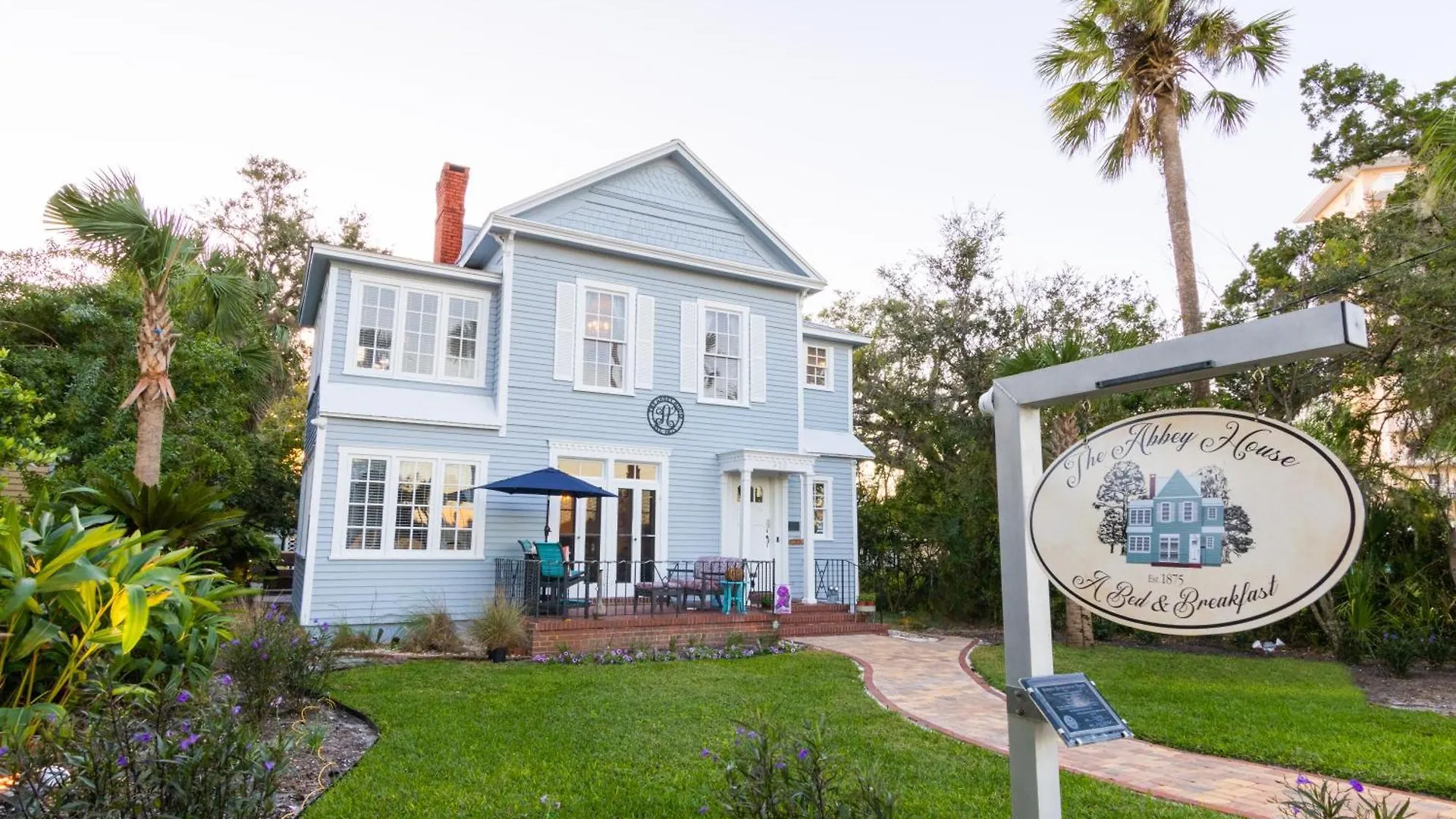 The Abbey House A B&B In Daytona Beach